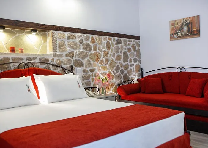 Ξενοδοχείο με διαμερίσματα Elia 4*