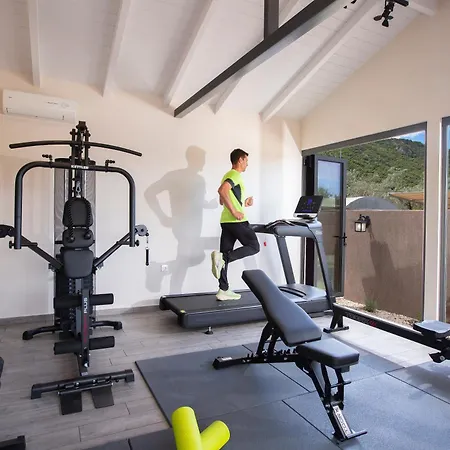 Aparthotel Elia 4*