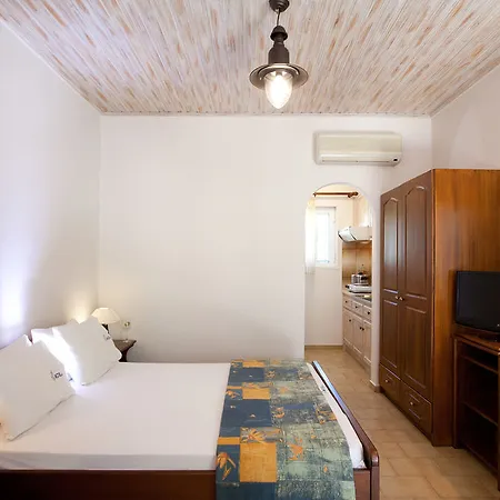 Aparthotel Elia 3*